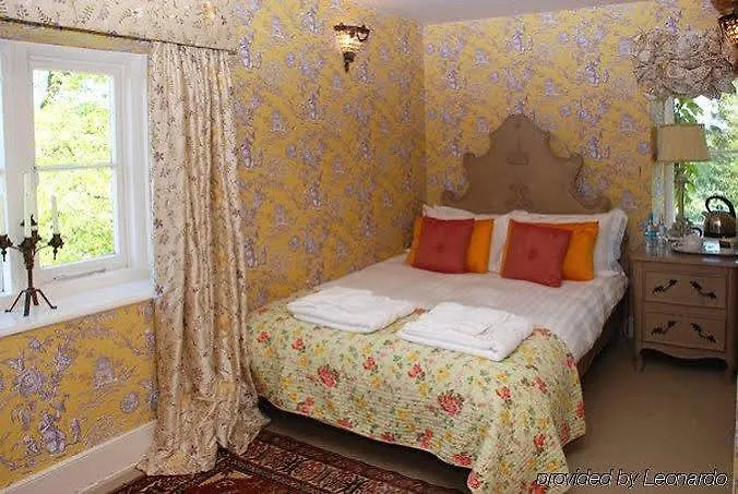 The Longleat Bath Arms Hotel Guest house